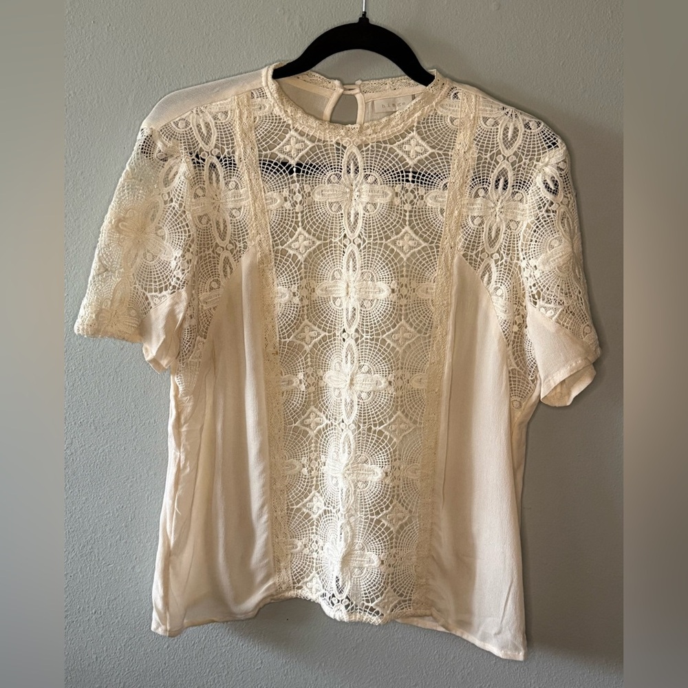 Hinge Cream Lace Blouse